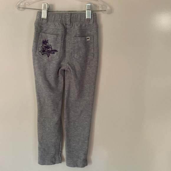 BUNDLE OF ADORABLE TODDLER CLOTHES SIZE 2 . - Picture 4 of 16